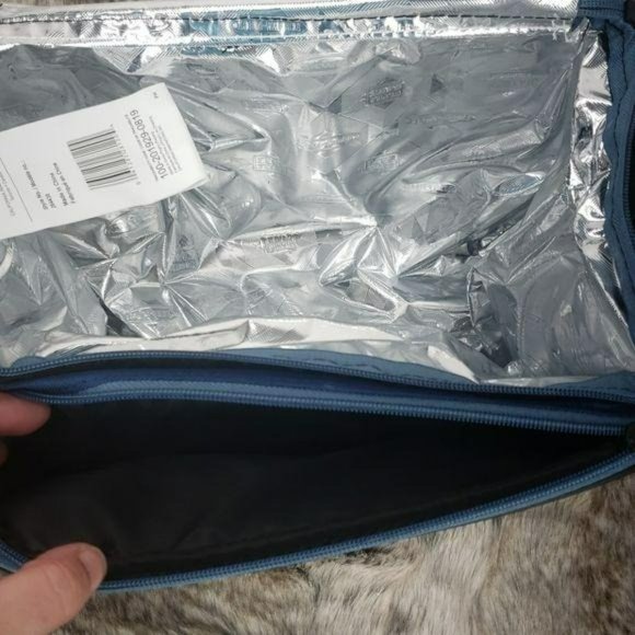 Arctic Zone‎ Ultimate Collapsible 12 can Cooler - Picture 8 of 8